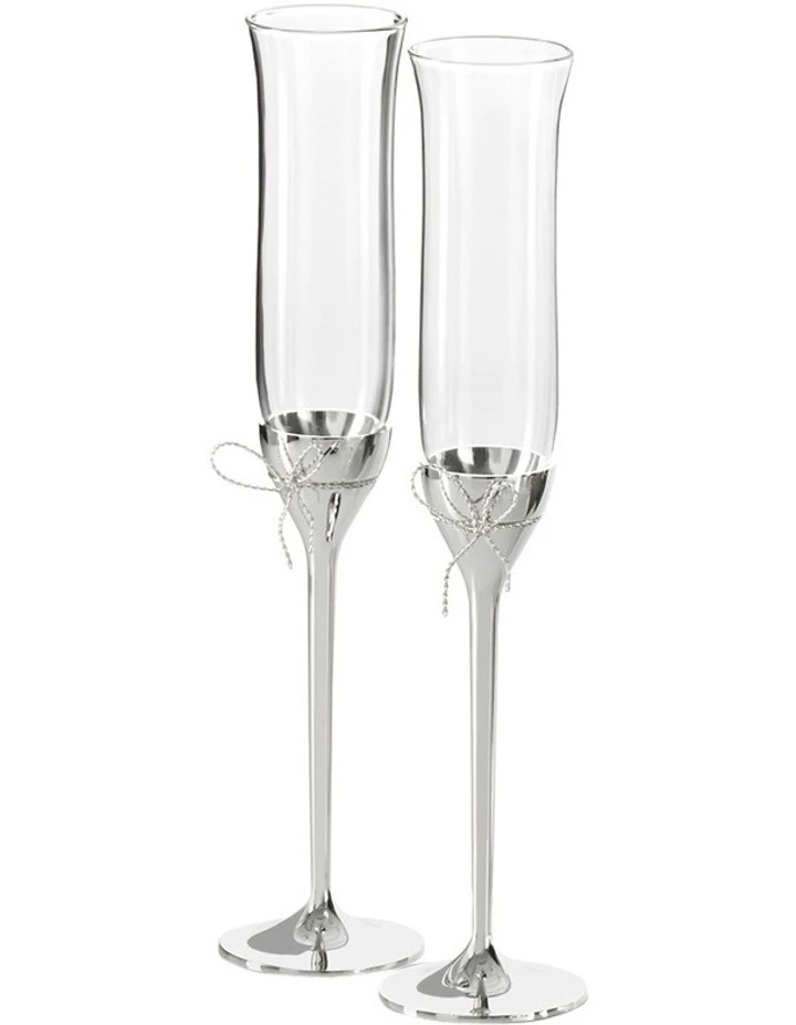 Brand new ✔️ Wedgwood Vera Wang Love Knots Set of 2 Flute ✔️ 1 Brand new ✔️ Wedgwood Vera Wang Love Knots Set of 2 Flute ✔️