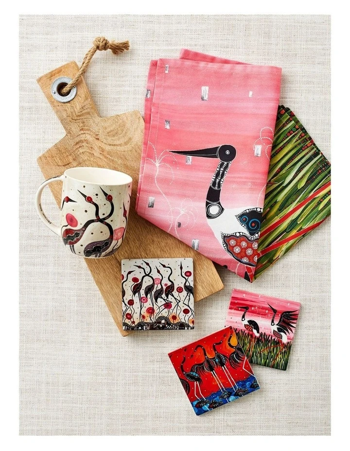 Brand new ⭐ Maxwell & Williams Melanie Hava Jugaig Bana Wabu Brolgas 440ml Mug Gift Boxed Cream ⭐ 4 Brand new ⭐ Maxwell & Williams Melanie Hava Jugaig Bana Wabu Brolgas 440ml Mug Gift Boxed Cream ⭐ - Image 4