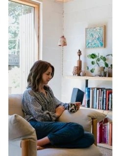 Best deal 👏 Robert Gordon X Louise Jones Hug Me Mug - Birdlife 😍 -Savor Home Store 829392490 4 720x928